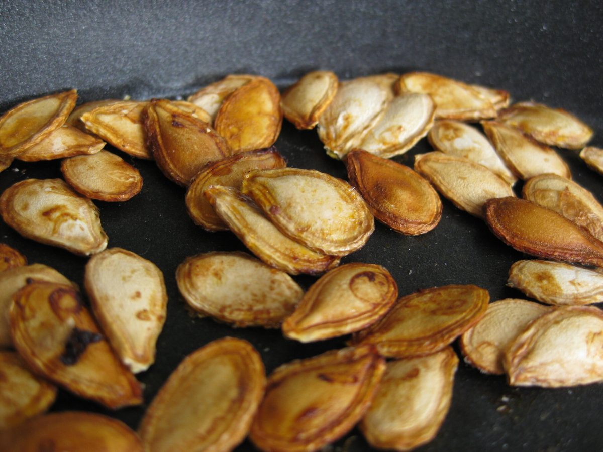 roasting pumpkin seeds at home