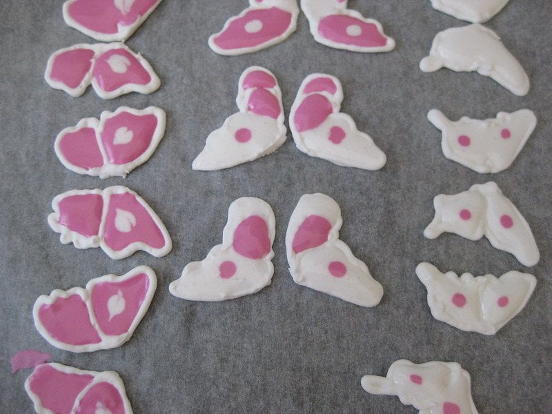 pink food colour royal icing butterflies